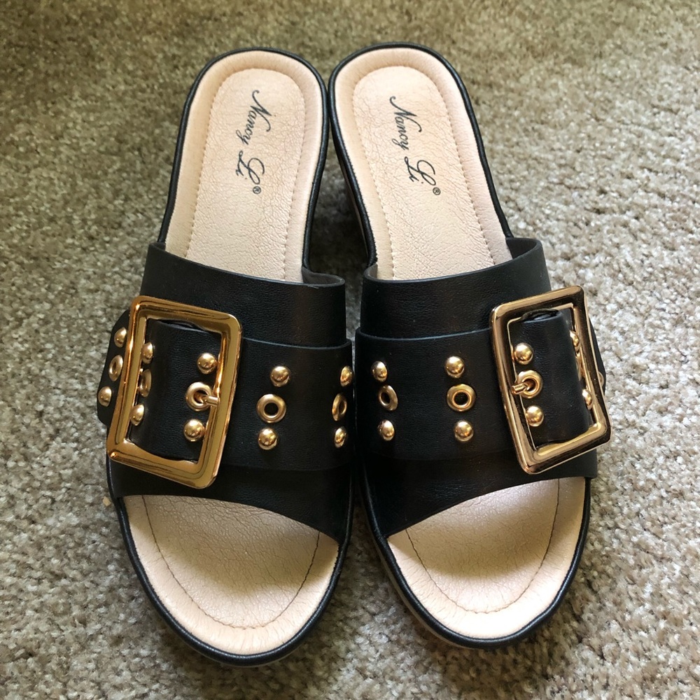 Sandals 👡